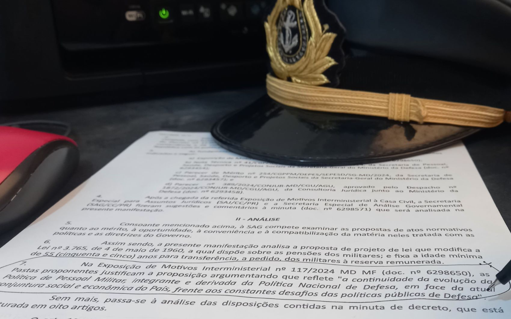 A posição dos generais sobre aumento da idade mínima para reserva nas Forças Armadas é negativada pela tropa: mobilização em massa demonstra rejeição dos quartéis