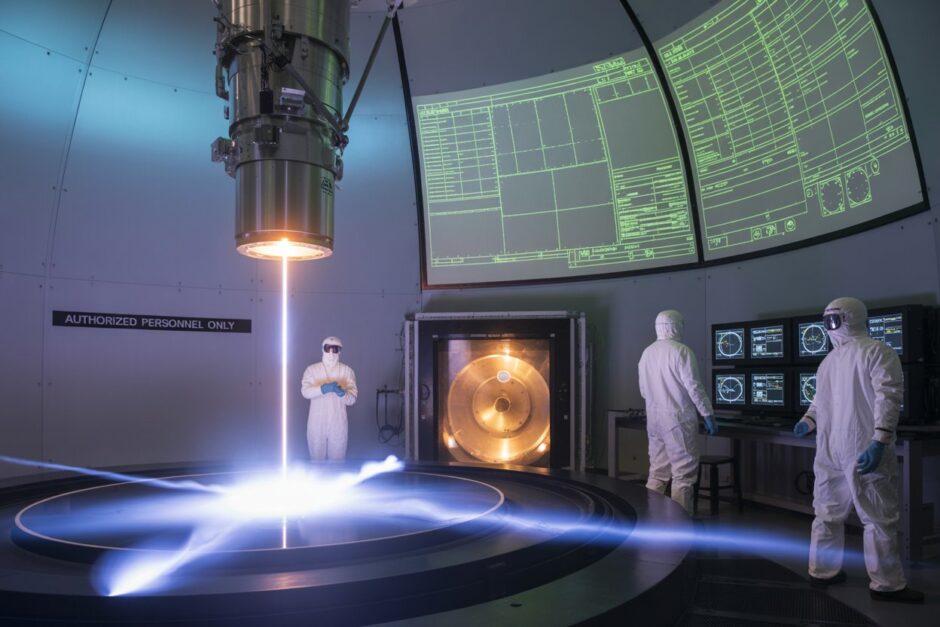 “EUA disparam monstro laser NIKE”: o raio mais potente do mundo agora é usado para turbinar ogivas nucleares de última geração em segredo militar nos laboratórios da Marinha